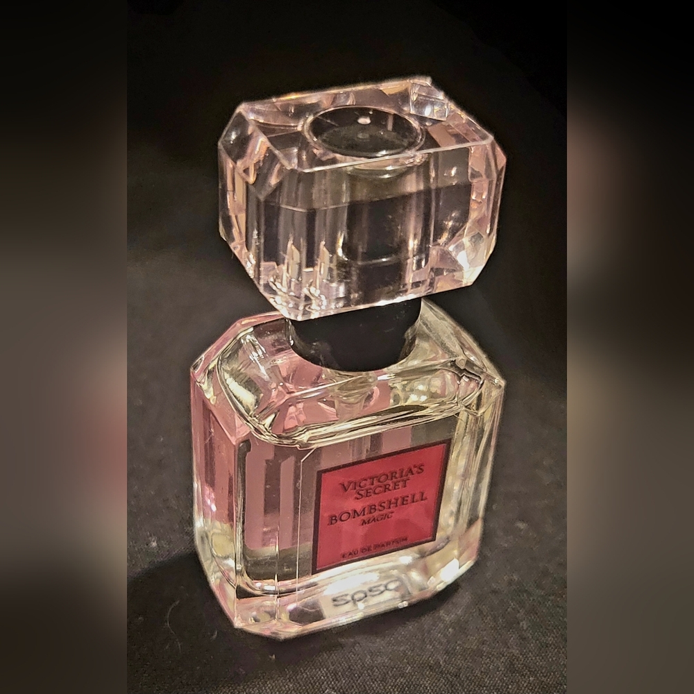 Victoria's Secret bombshell magic 7.5ml EDP
